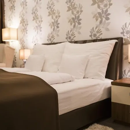 מלון Pole Position 2*