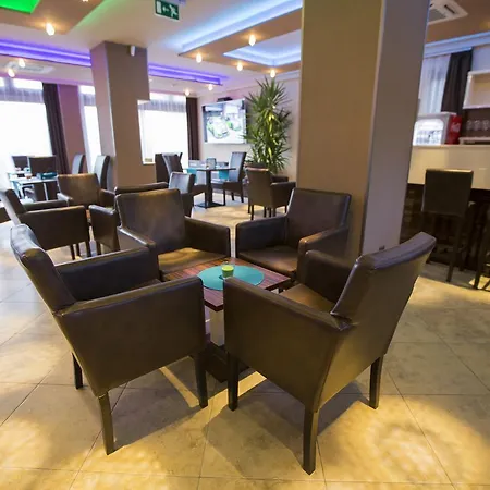 מלון Pole Position 2*