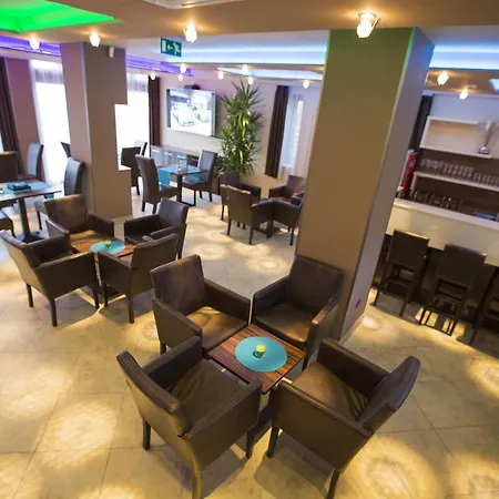 מלון Pole Position 2*