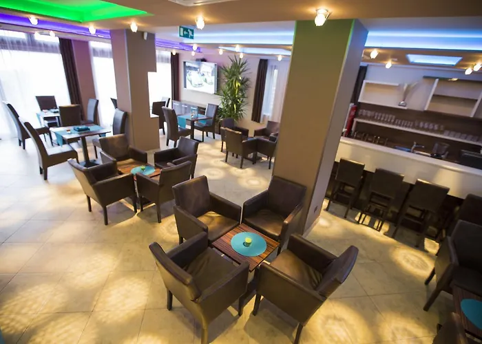 Hotel Pole Position 2*